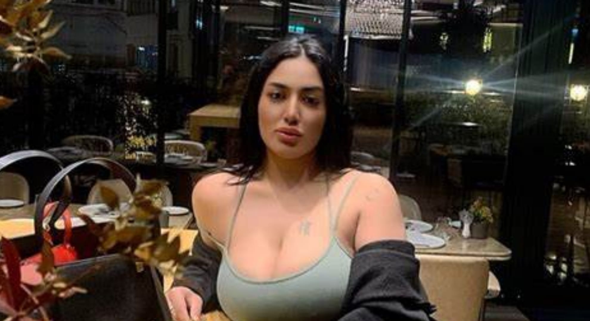 Pakistani Bold Actress Name and Photos from Veena Malik to Mathira