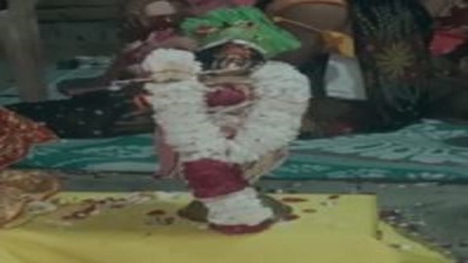 LLB girl student got married with Lord Krishna