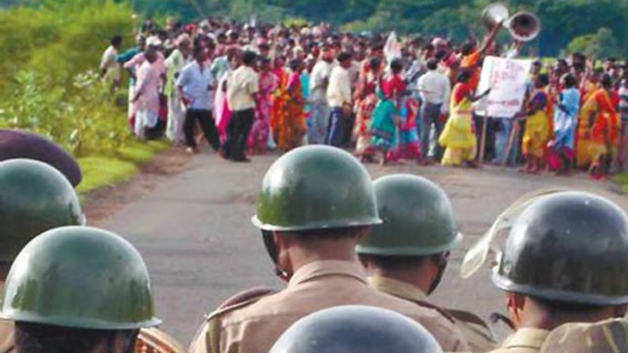 west begnal news updates TMC BJP lock horns on 16th anniversary of Nandigram police firing