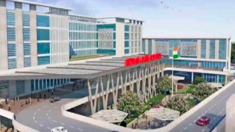 159 year old historical buildings of Ludhiana station will be demolished and foundation of new building laid
