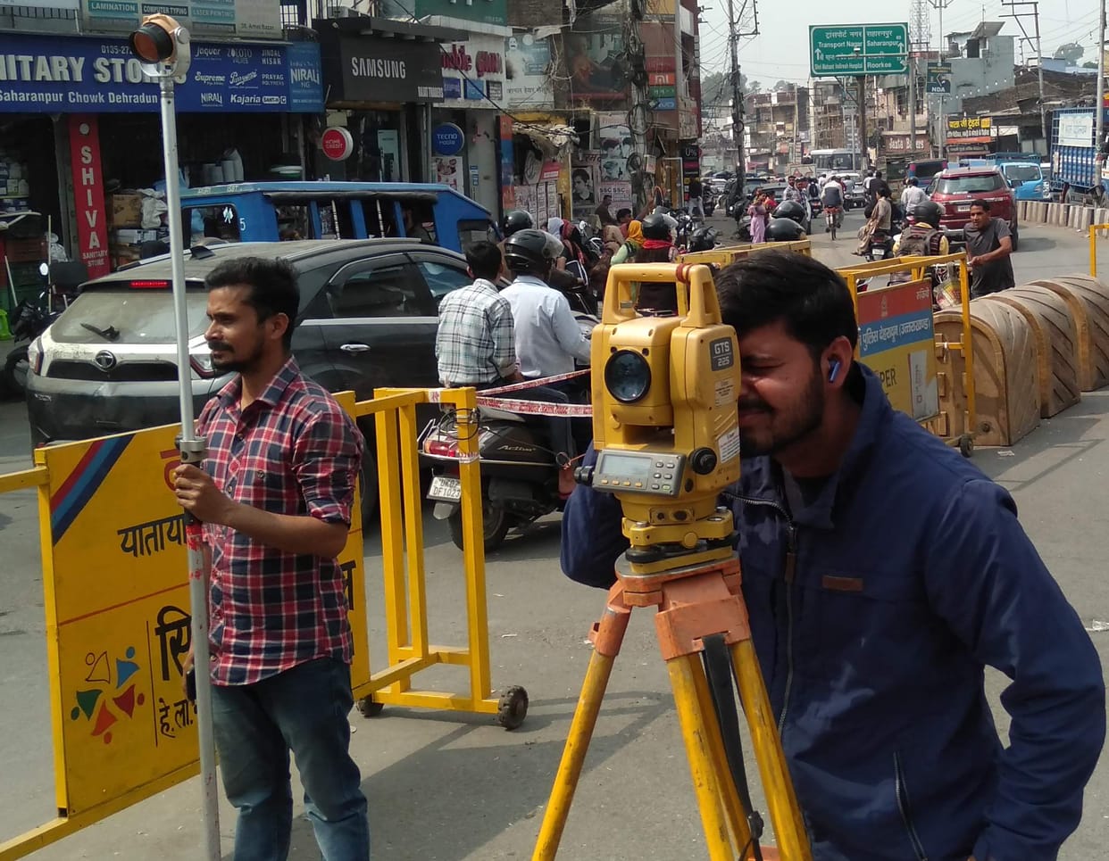 Dehradun News: New Aadhat Mandi Road Survey Start