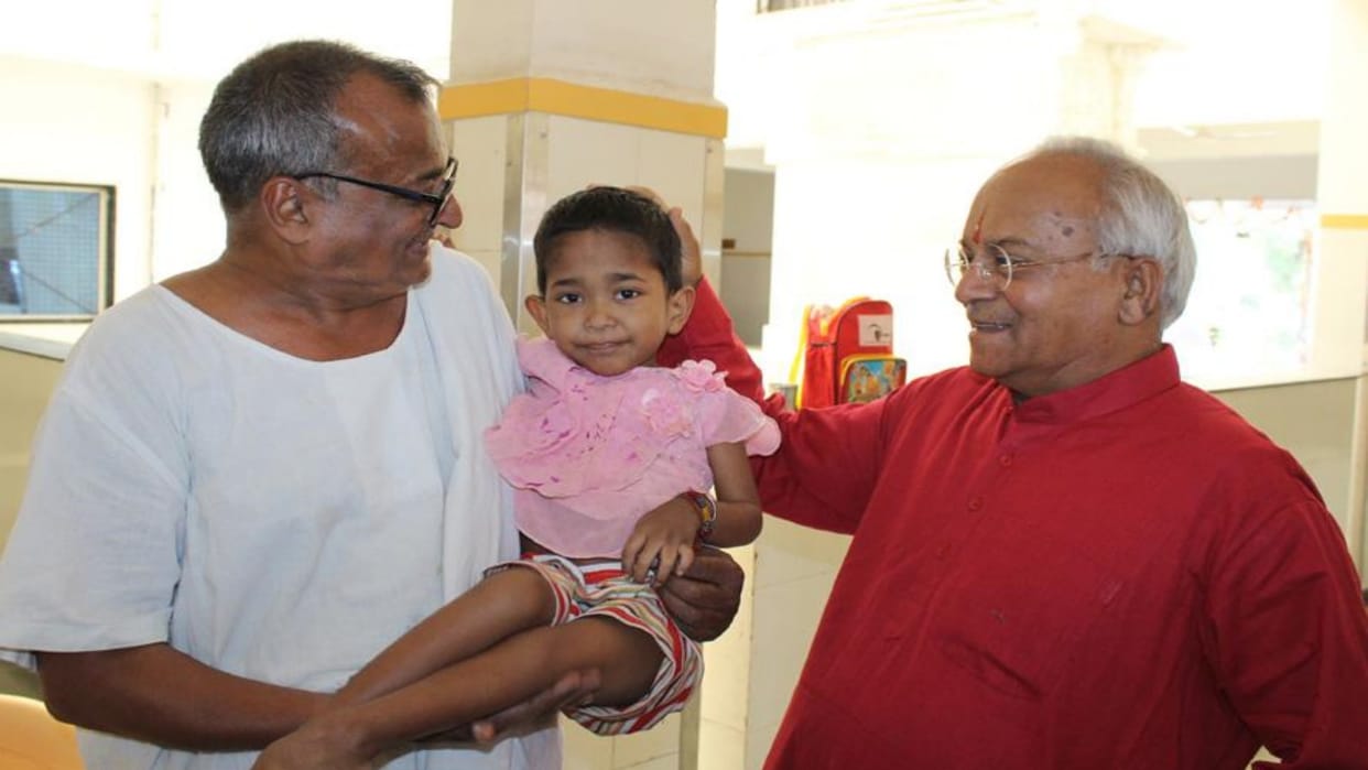Vedpratap Vaidik passed away: Vedpratap Vaidik was the founder of Sevdham Ashram, wave of mourning in 700 fami