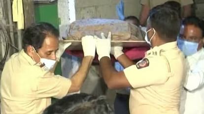 decomposed body found of a woman in mumbai daughter a suspect