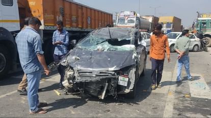 नारसन में कार हादसा