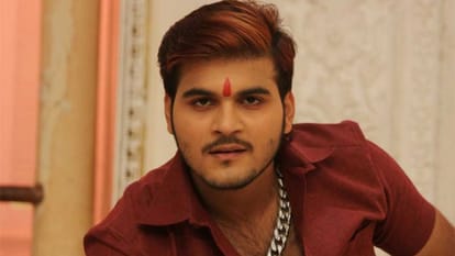 arvind akela kallu starrer bhojpuri film raaz first look out poster goes viral on internet  see here