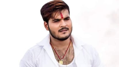 arvind akela kallu starrer bhojpuri film raaz first look out poster goes viral on internet  see here