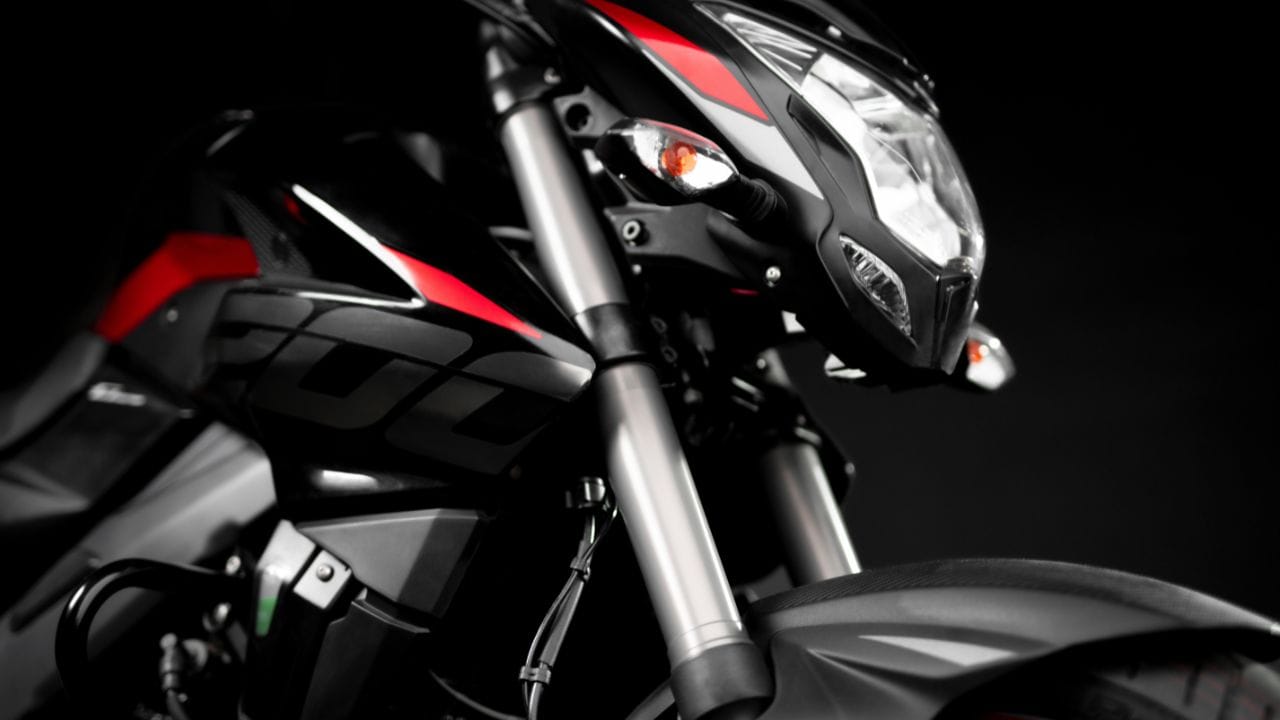 bajaj auto launched pulsar NS160 and pulsar NS200 bikes in india, know features and price