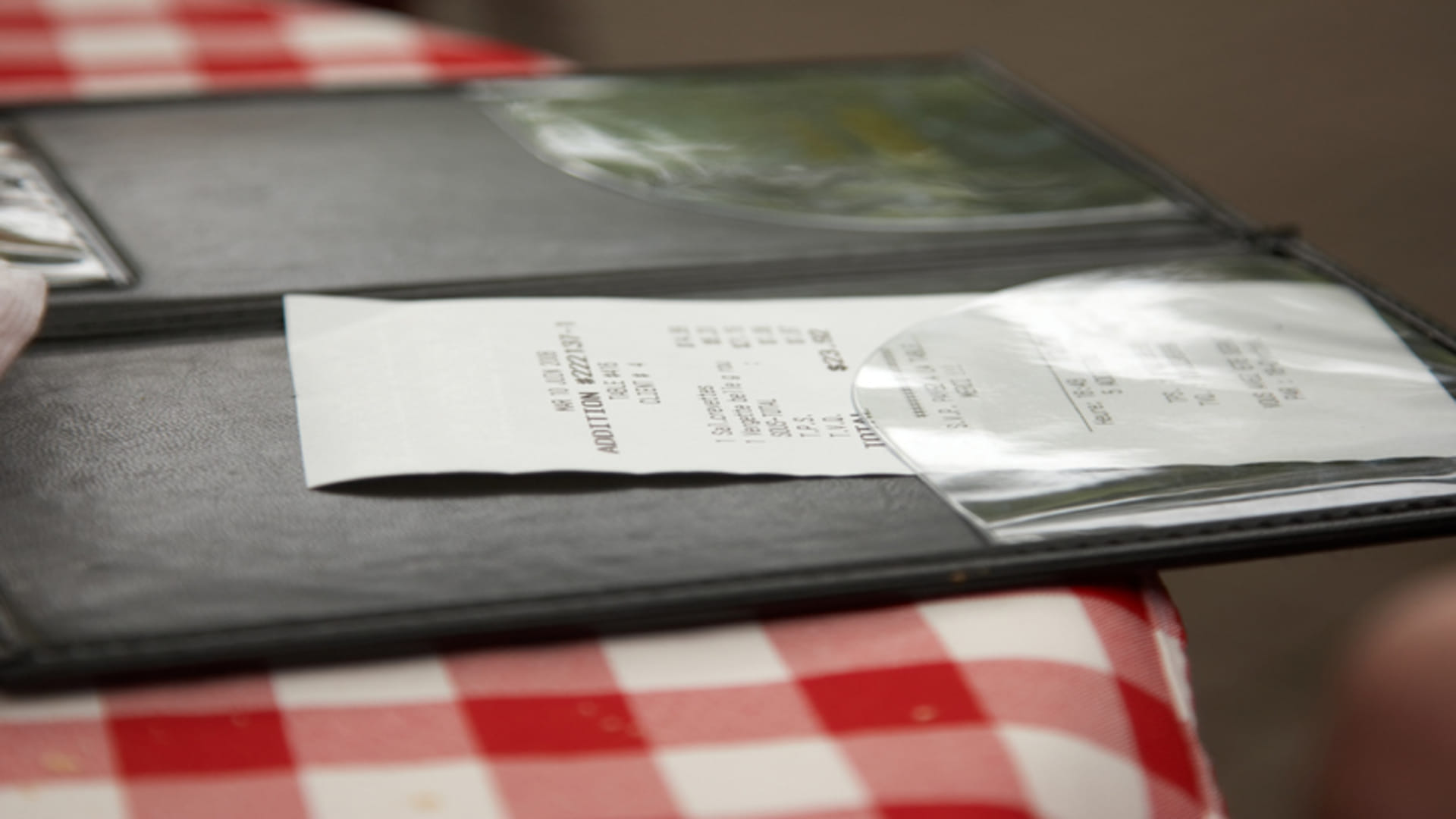 How Restaurant Charges Fake GST Bill How To Report Fake GST Bill