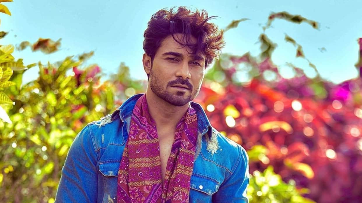 salman yusuff khan claims he was harassed at bengaluru airport asked to speak in kannada language video viral