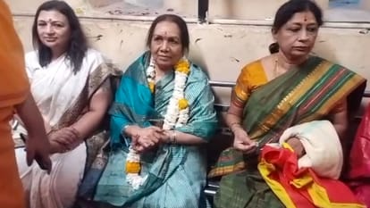 Mrs. Kharge Visit Mahakal: Congress President Kharge's wife and children reached Bhasm Aarti