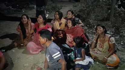 Bihar: इंडियन गैस से लदे ट्रक ने लाइन होटल मालिक को रौंदा, आक्रोशित लोगों ने दस घंटे तक जाम रखा सड़क इंडियन गैस से लदे ट्रक ने लाइन होटल मालिक को रौंदा