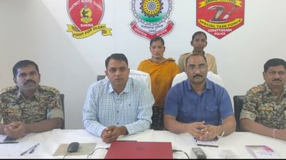 पूना नकम अभियान: छत्तीसगढ़ में नक्सली महिला कमांडर ने किया सरेंडर, पांच लाख का था इनाम; 20 साल से थी सक्रिय महिला नक्सली कमांडर ने किया सरेंडर।