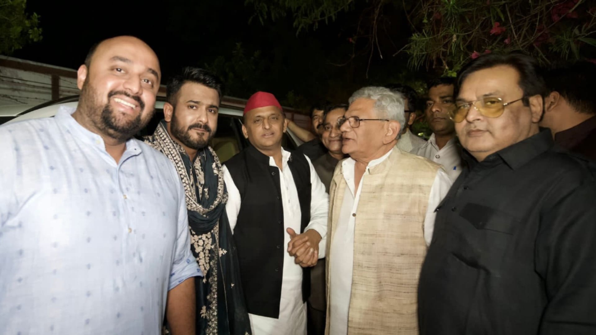 Akhilesh Yadav in Swara Bhaskar and Fahad Ahmad marriage.