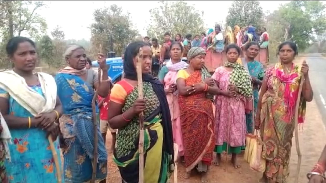 villagers chased away the employees who came to survey with the method of ground vibration in korba