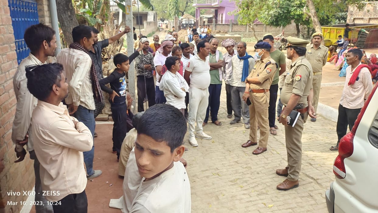 Kanpur Dehat Murder, Murder of wife by smashing her face with a hammer, wife killed on suspicion