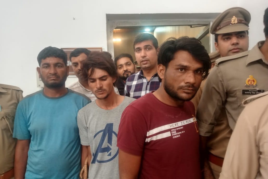 Three ATM hackers from Haryana arrested in kanpur, 68 debit cards recovered from the accused