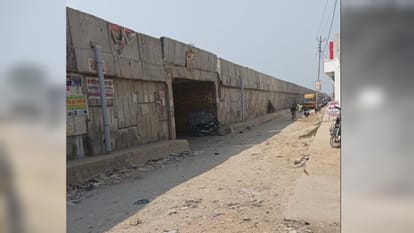 Gorakhpur-Varanasi fourlane road could not be built even in six and a half years