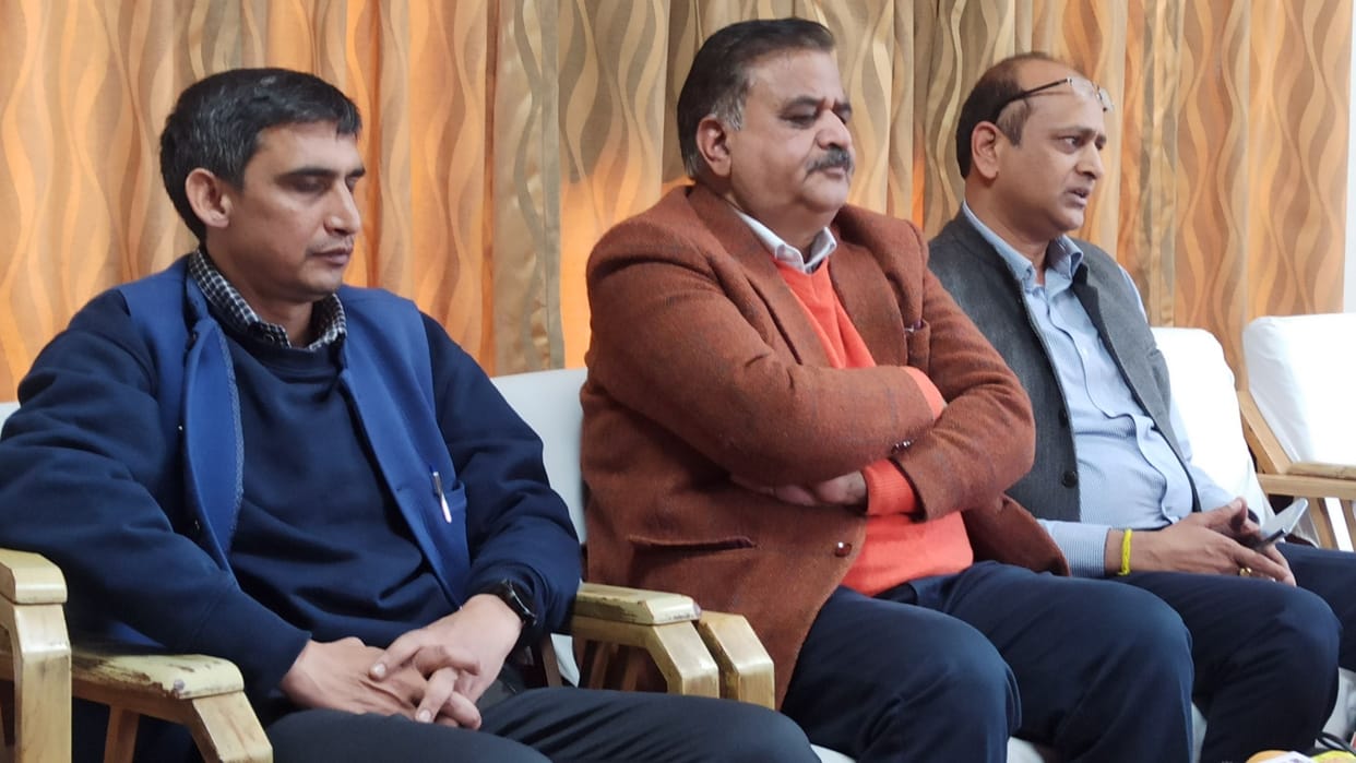 Jogindra Central Co-Operative Bank former chairman press conference in solan