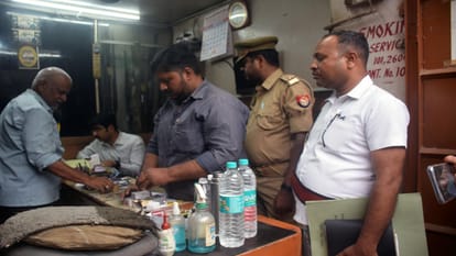 Records seized from Safdar's gun house, suspected of giving guns, cartridges to Atiq gang