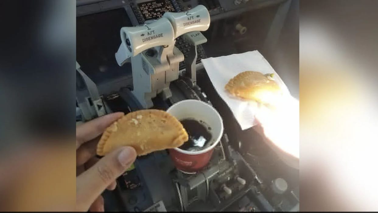 Action taken against two SpiceJet pilots after they allegedly ate gujiyas in the cockpit