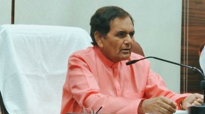 Varanasi: अनुसूचित जाति को सम्मान दे रही योगी सरकार, डॉ. लालजी प्रसाद बोले- गांवों में बनेगा आंबेडकर उत्सव धाम डॉ. लालजी प्रसाद निर्मल