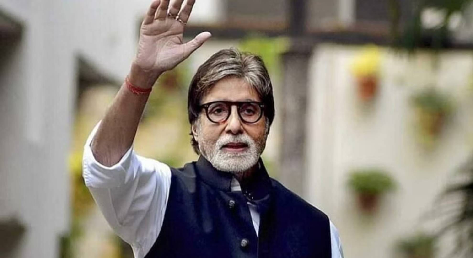 bollywood stars who do not have addiction of alcohol and cigarettes know about akshay kumar Amitabh Bachchan