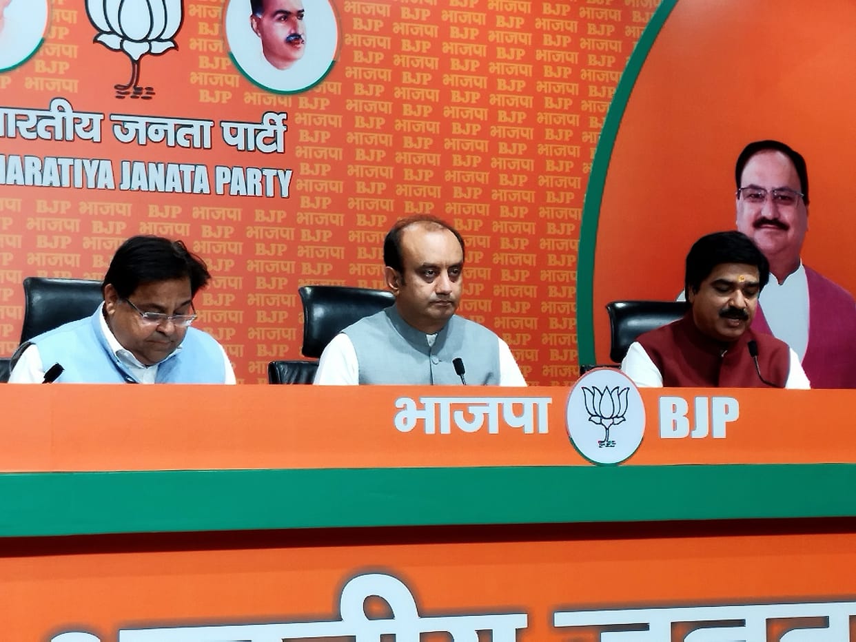 BJP said, delhi liquor scam was hatched at arvind Kejriwal house, Satyendar Jain was also present