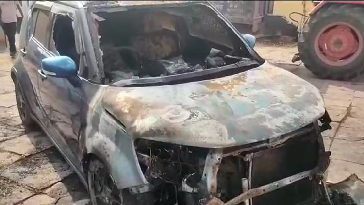 Miscreants Set The Sarpanch Car On Fire In The Middle Of The Night ...