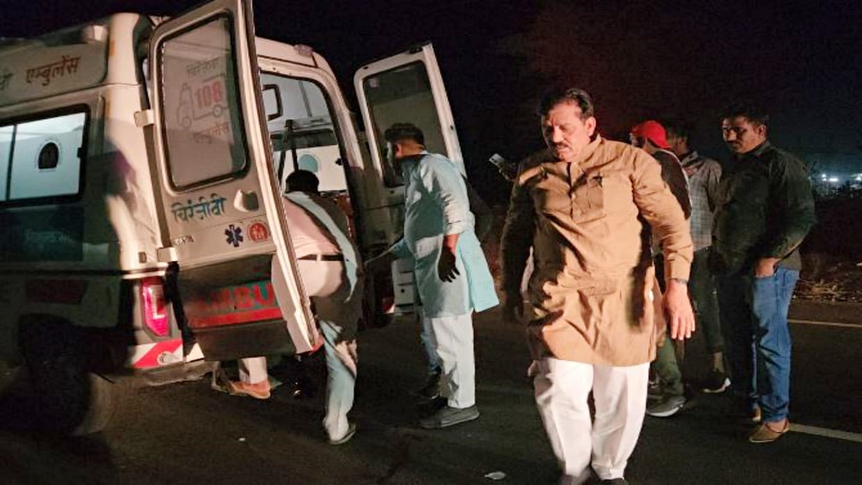 Bike rider injured in car collision on Hanumangarh Kishangarh mega highway near Ajwa village