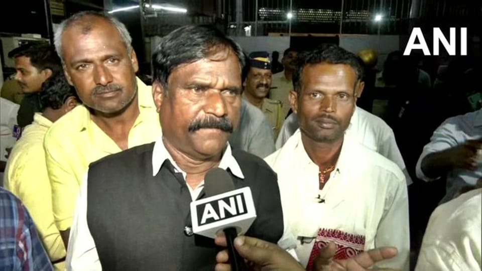 Farmers march to Mumbai, CM Eknath Shinde says talks positive