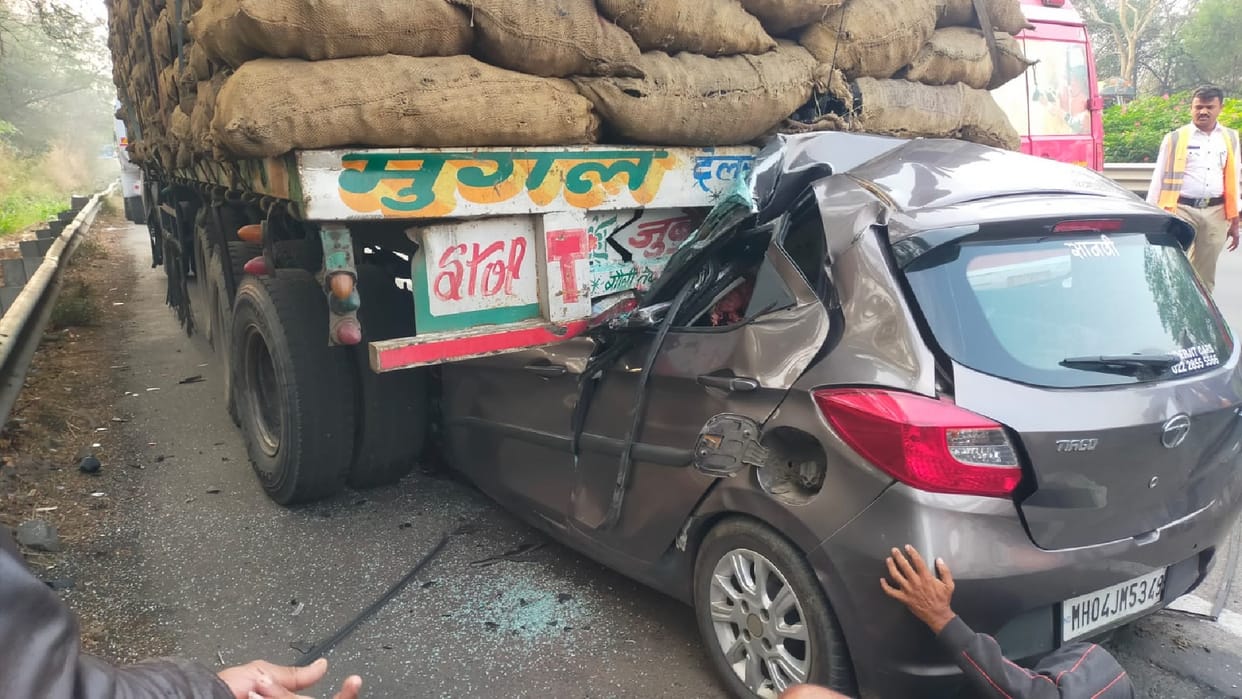 Maharashtra news: Three killed as car rams into stationary truck on Mumbai-Pune Expressway