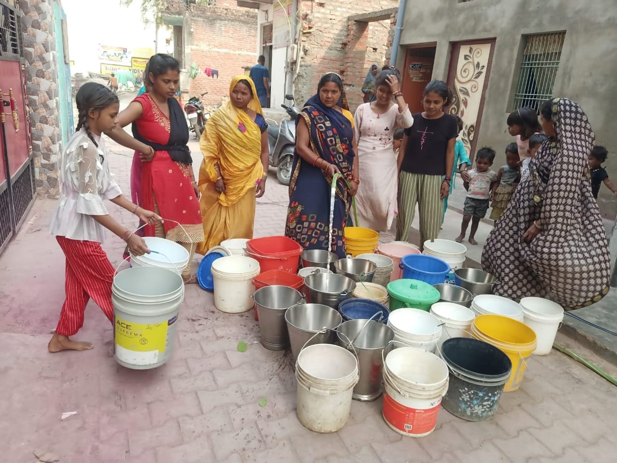 Electricity Workers Strike in varanasi and purvanchal Outcry  demonstrations in many places