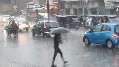 Weather Update Today: Heavy Rain In Delhi Jammu Kashmir IMD Rainfall Hailstone Forecast Alert News in Hindi