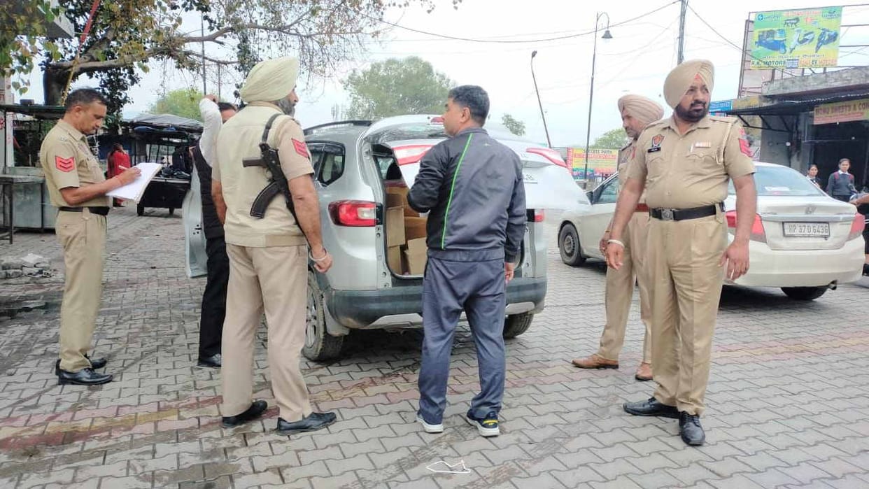 Amritpal Singh case: alert in Himachal, police cautious on borders with Punjab