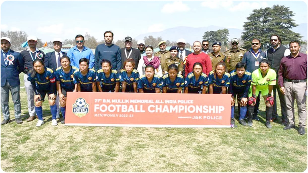 The picture will change with the arrival of girls in football in Kashmir, the tournament of 28 teams begins