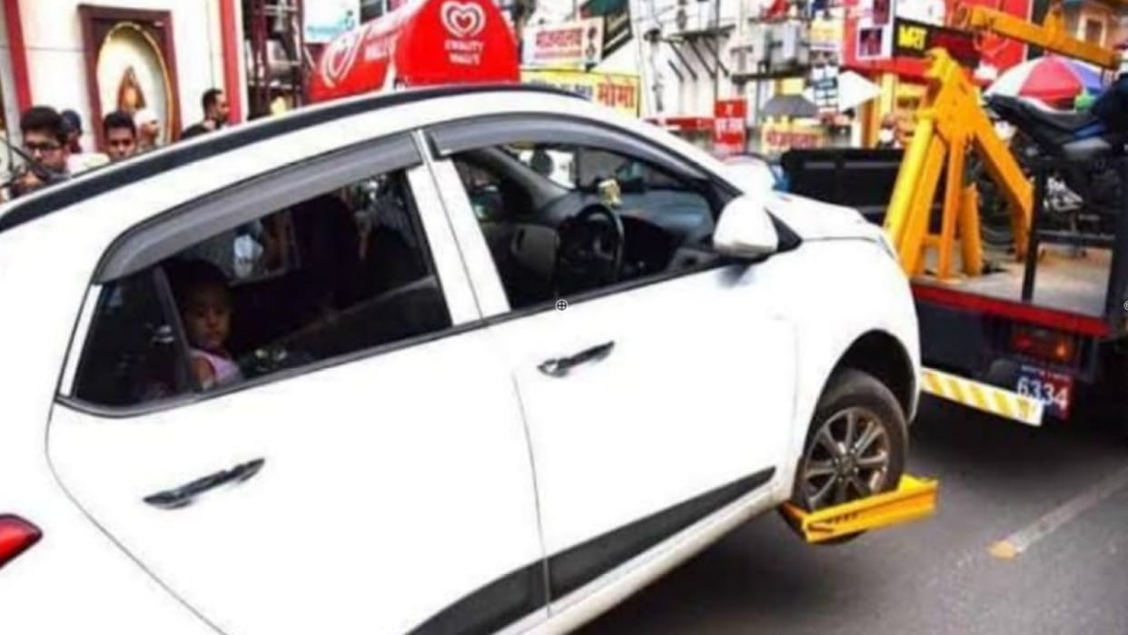 Police will lock vehicles parked in no parking in Gorakhpur