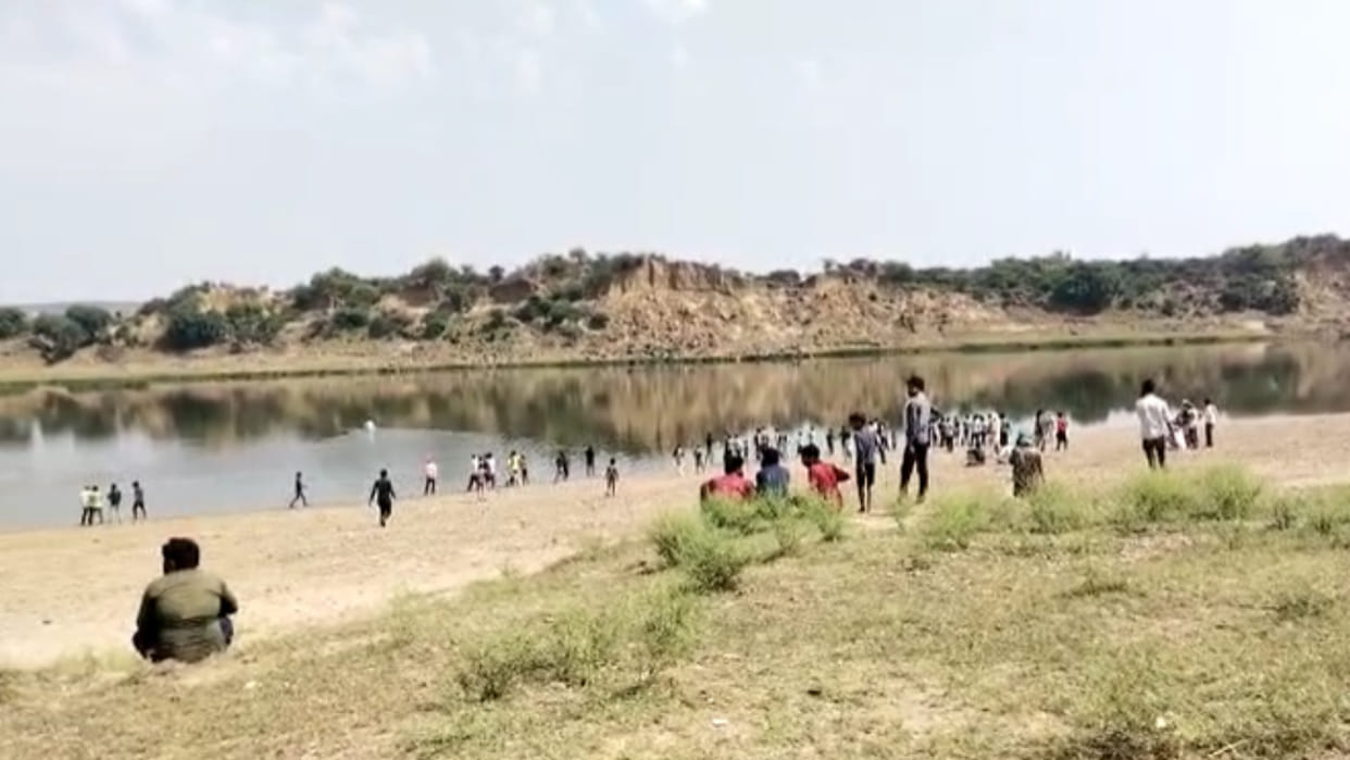 Major accident in Chambal river, pedestrians going to visit Karauli Mata temple drowned