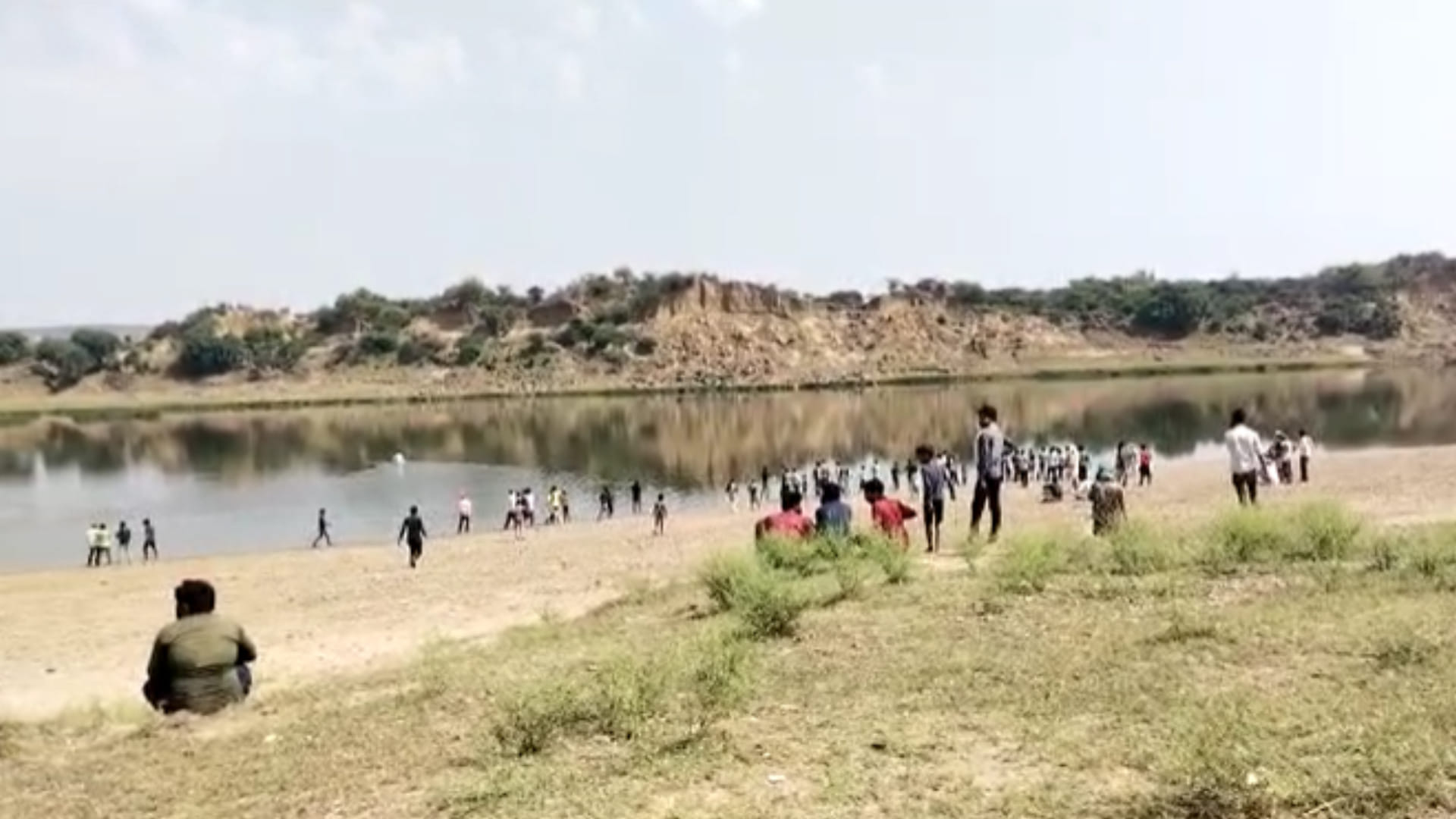 घटनास्थल पर जारी राहत एवं बचाव कार्य