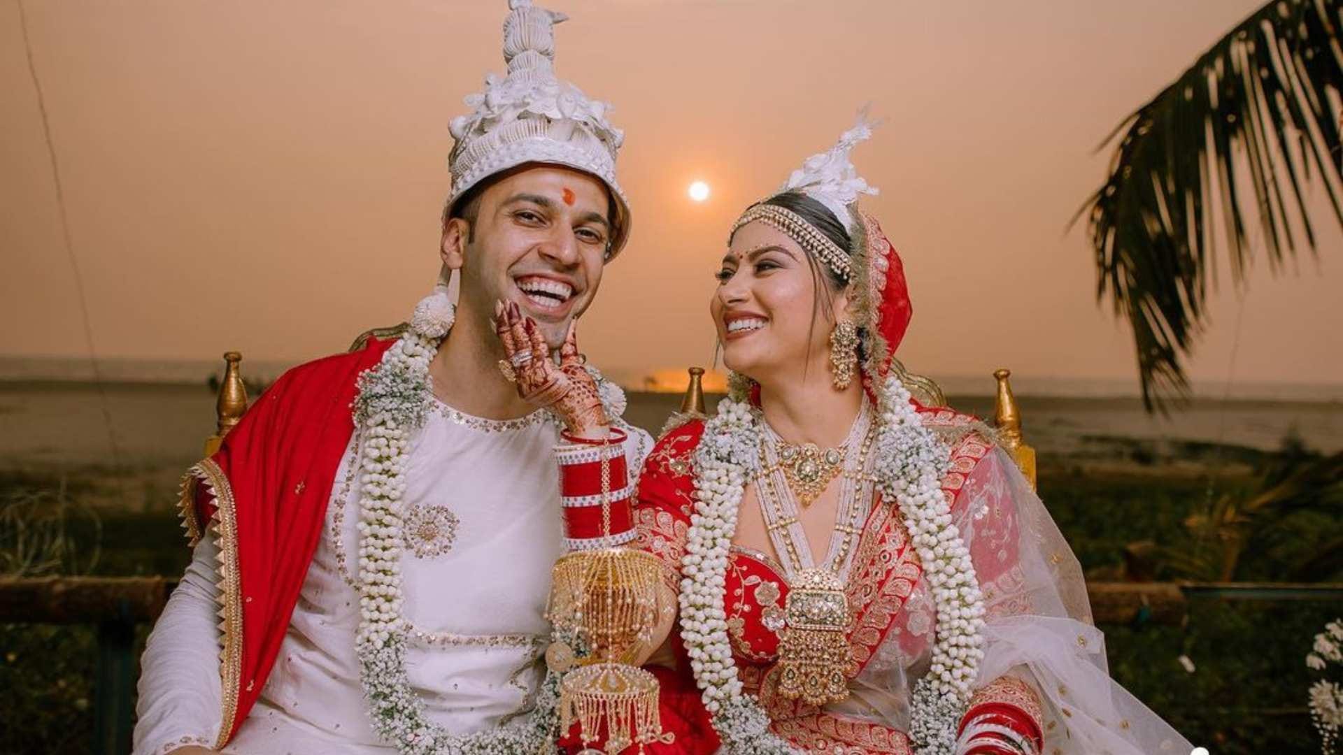 Krishna Mukherjee grand reception at her in laws house actress showed griha pravesh glimpse