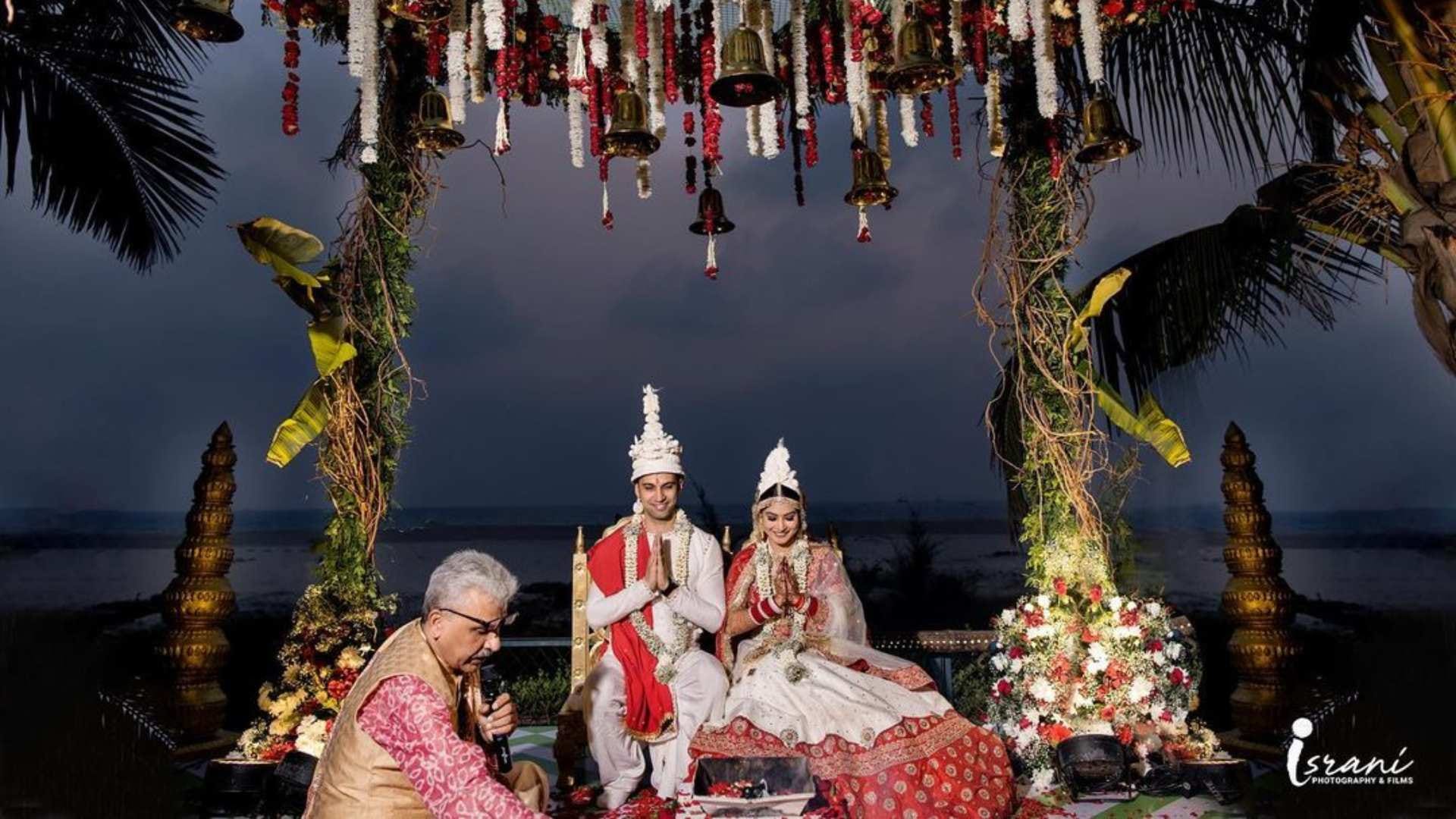 Krishna Mukherjee grand reception at her in laws house actress showed griha pravesh glimpse