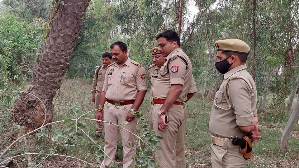 young man was stabbed to death in Bulandshahar