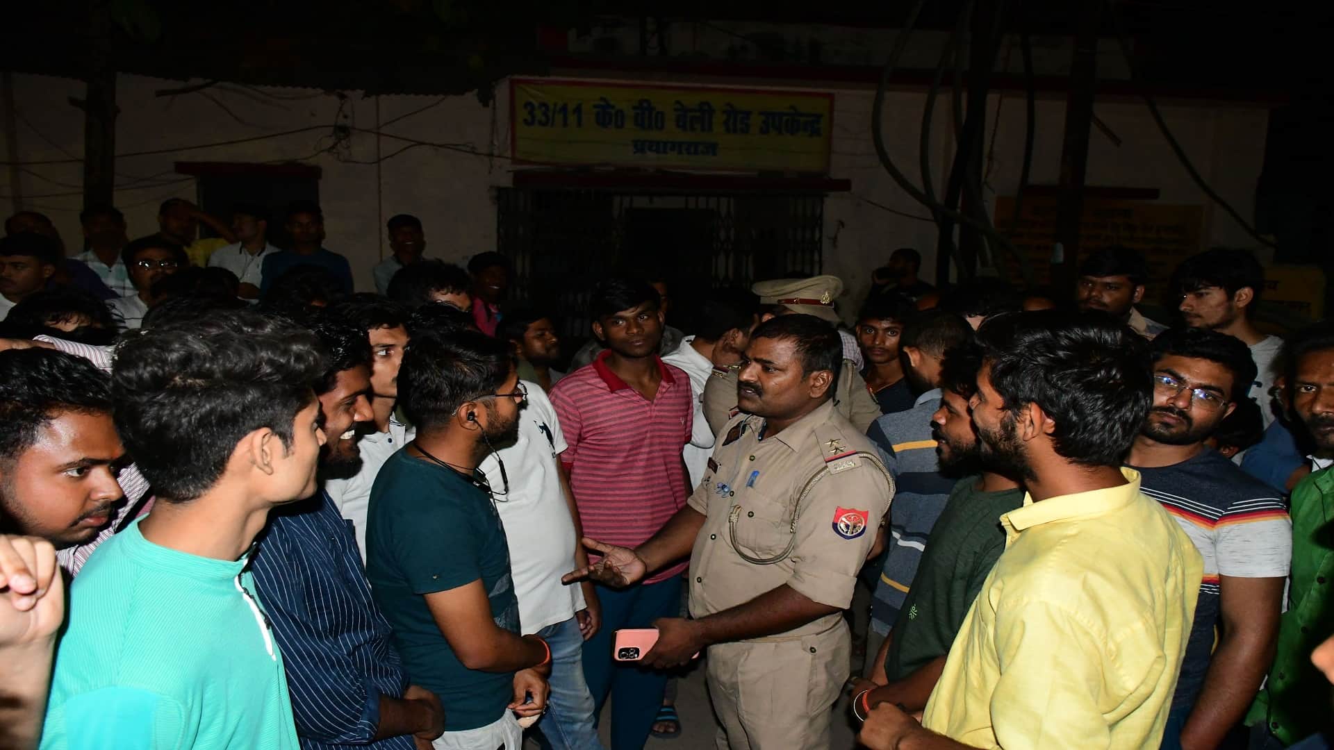 Electricity strike: 91 sub-stations closed in 141, people on the road amid power-water crisis