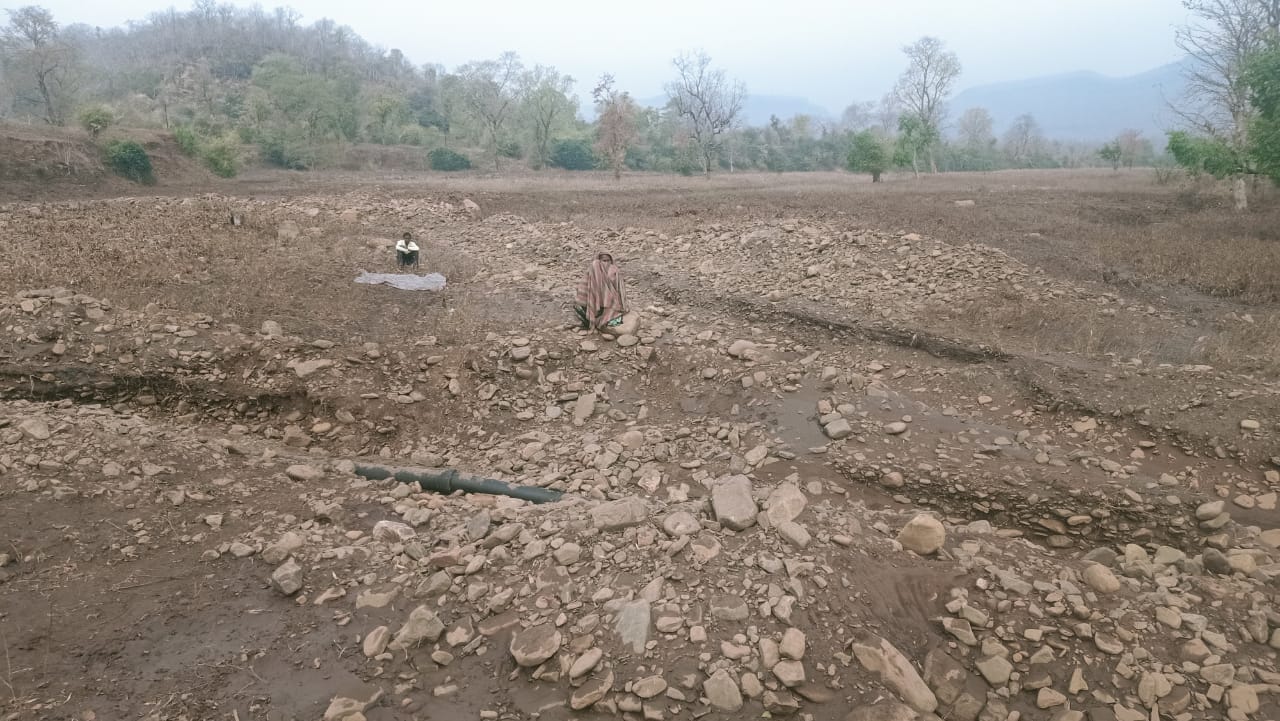 Six people were swept away in drain in sonbhadra horrifying scene dancing in front of eyes,