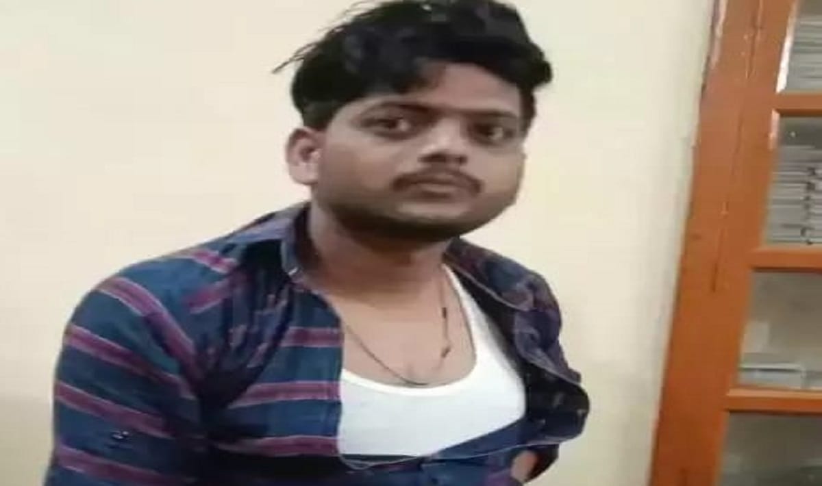 Man nabs Pulsar riding miscreant in BHU campus who snatches garland from wife neck
