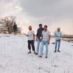 खरगोन के काकोड़ा गांव में कश्मीर सा नजारा नजर आया।