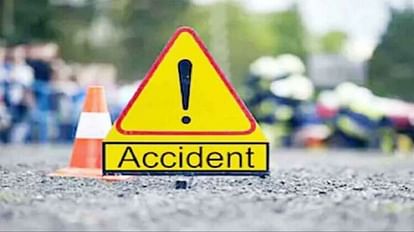 accidents in Varanasi!: In another road accident, a bike rider died, two friends were injured, returning from