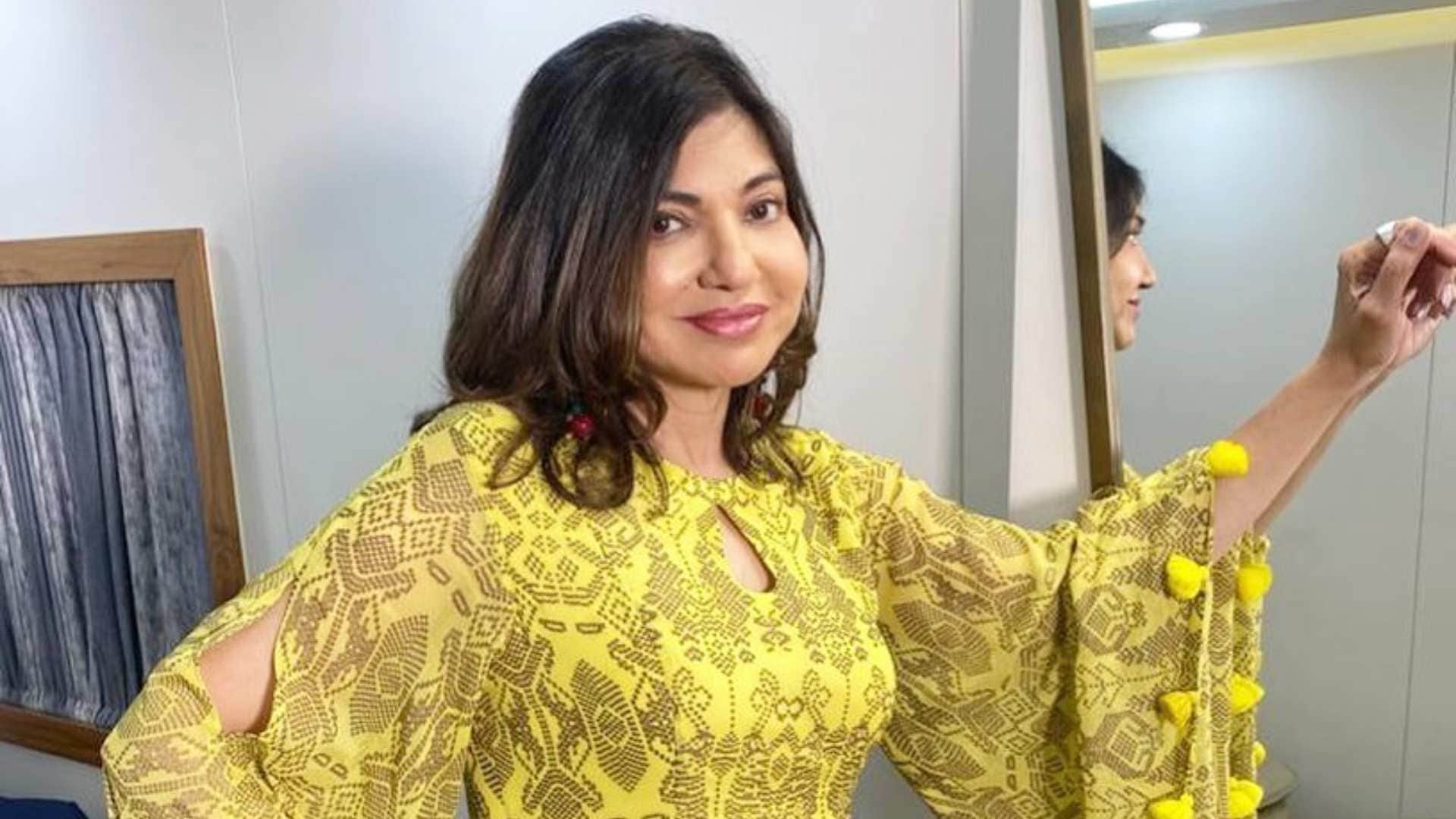 Alka Yagnik used to take millions for a song know singer net worth lifestyle husband