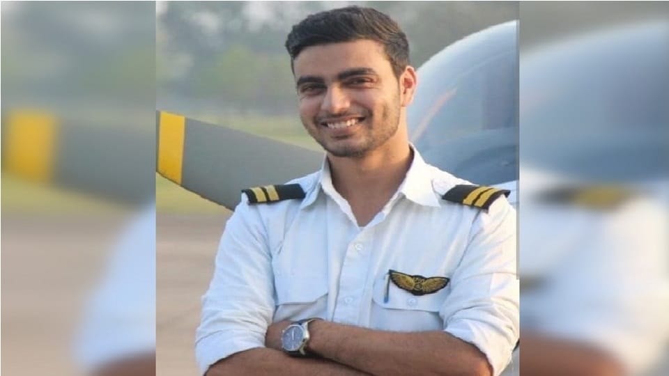 Trainee plane of Indira Gandhi National Flying Academy crashes in MP two pilots died