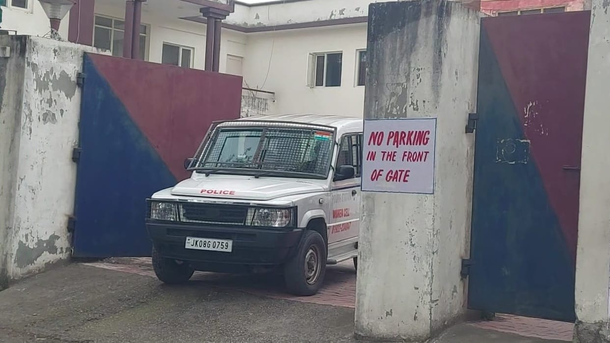 Womens Police Station Kathua Head constable accused of taking bribe dies in CBI custody