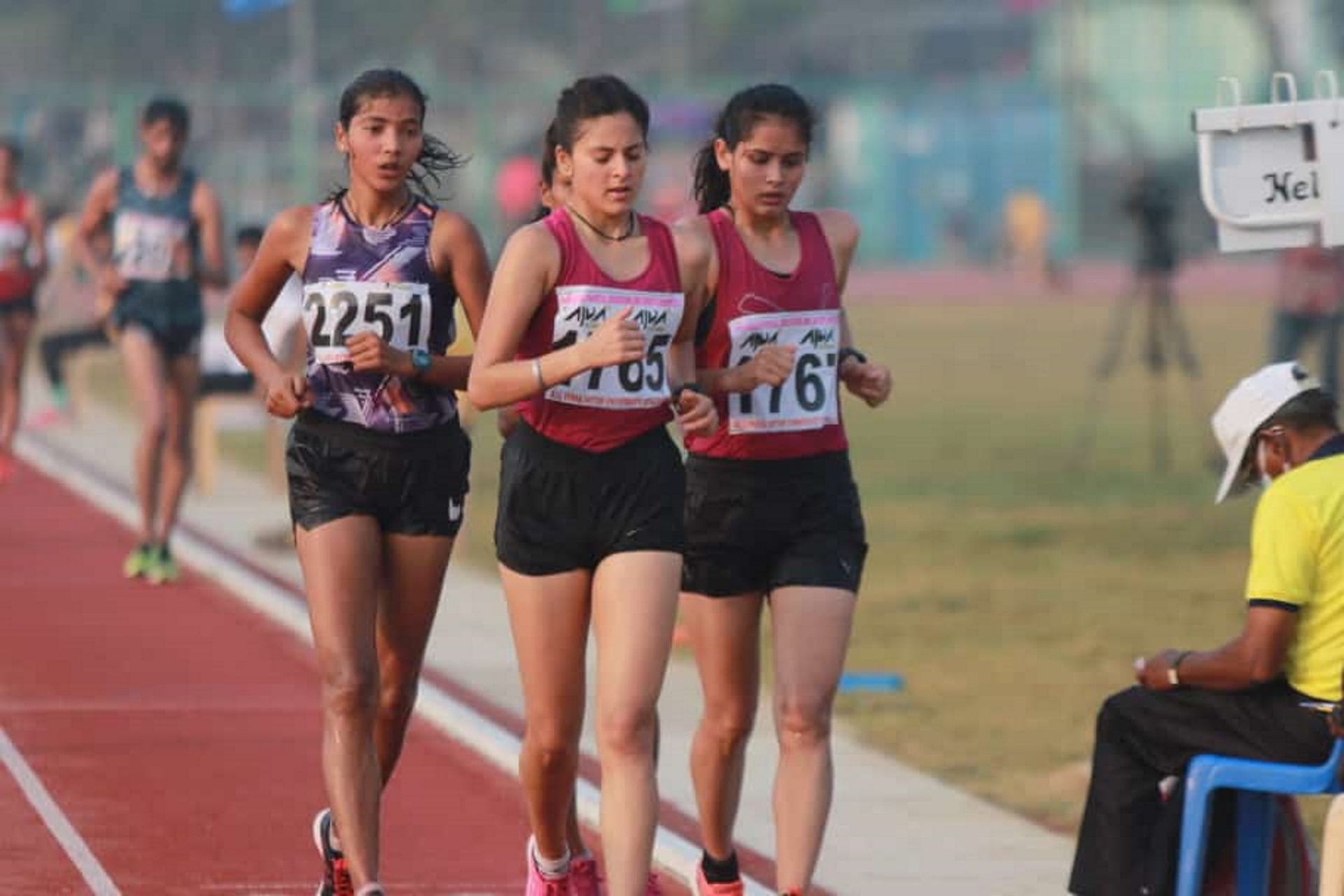 Golden girl Mansi Negi has given trial in railway for job, players migrate Uttarakhand news in hindi